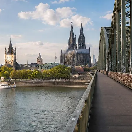 Apartment Stadtwohnung Im Gruenen & Naehe Zum Koelner Zoo Cologne